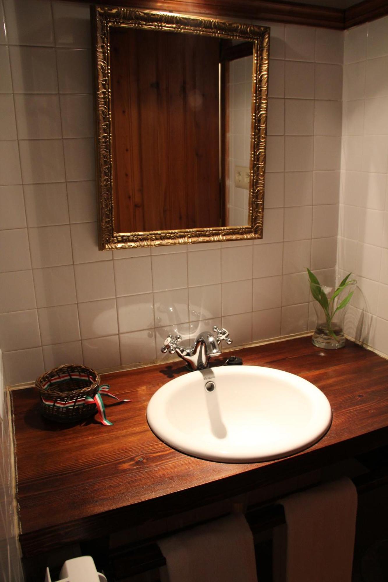 Manuko Benta Guest House Бермео Екстериор снимка